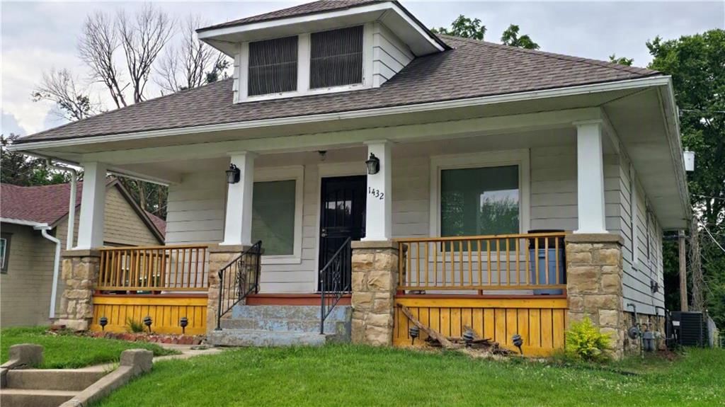 1432 S 38th Street — photo 2