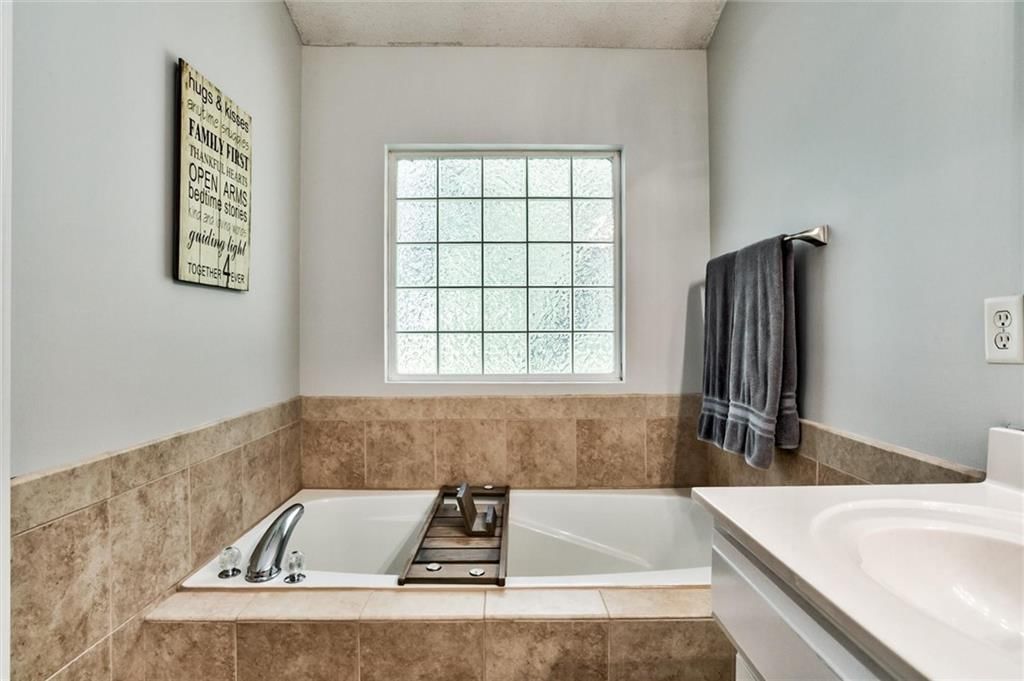 21325 W 120th Terrace — photo 15