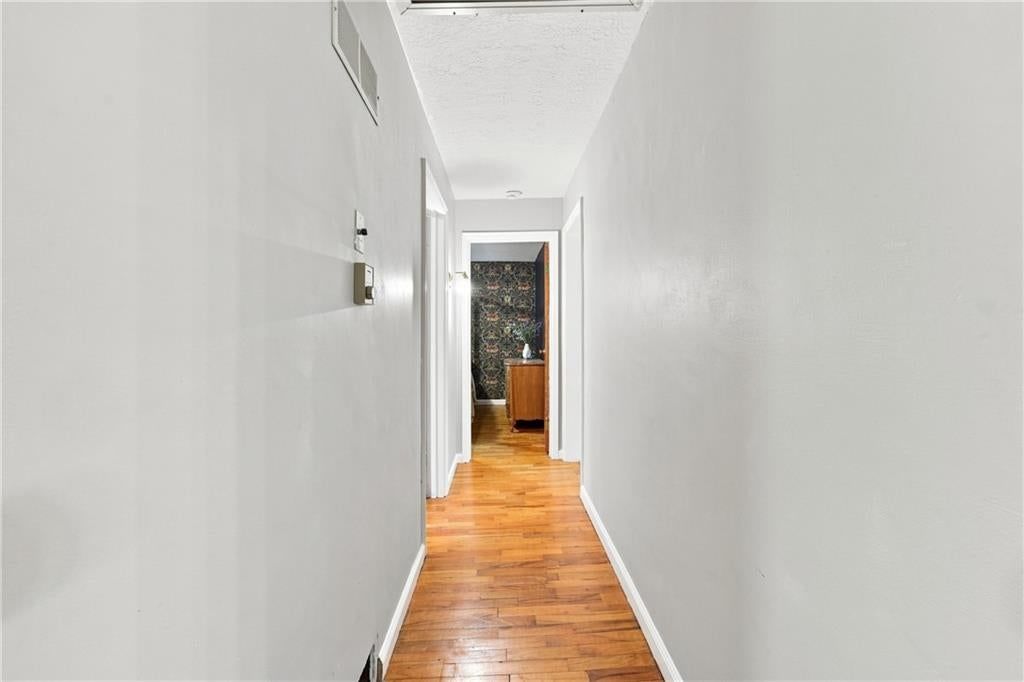 1007 S Logan Avenue — photo 7
