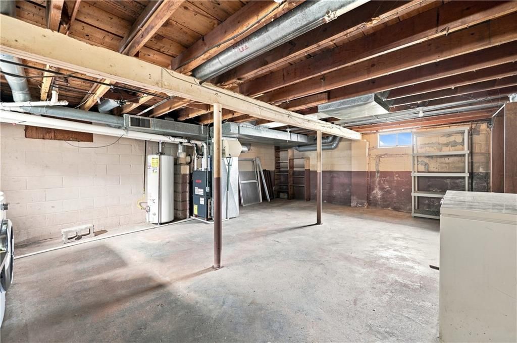 1007 S Logan Avenue — photo 20