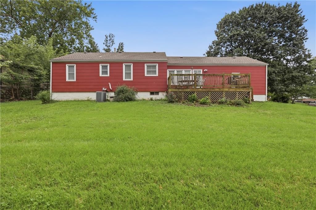1007 S Logan Avenue — photo 22