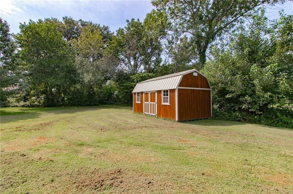 310 Renee Lane — photo 16