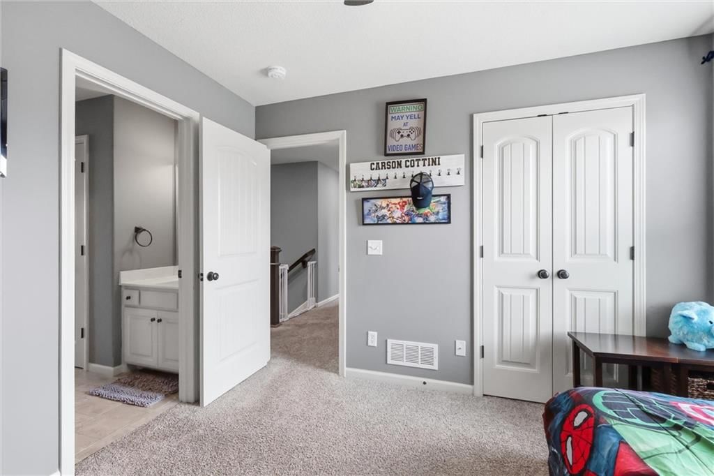 1729 Cambridge Circle — photo 24