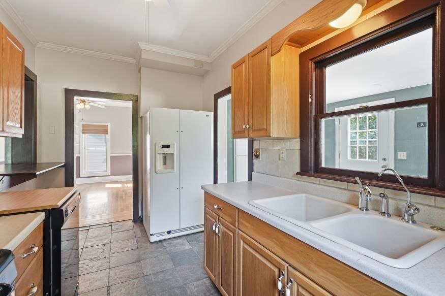 707 Liberty Street — photo 18
