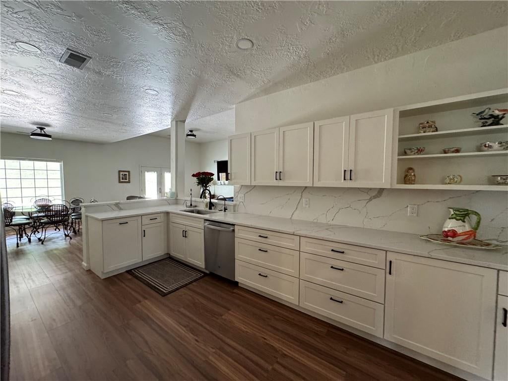 2015 S Lees Summit Road — photo 13