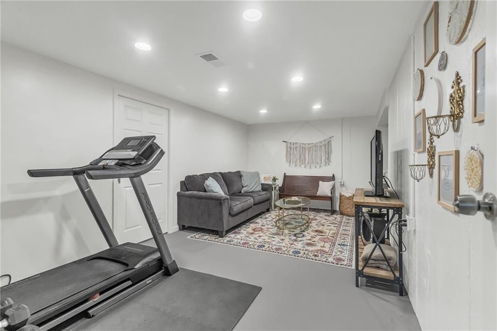 4617 NE 47th Street — photo 12