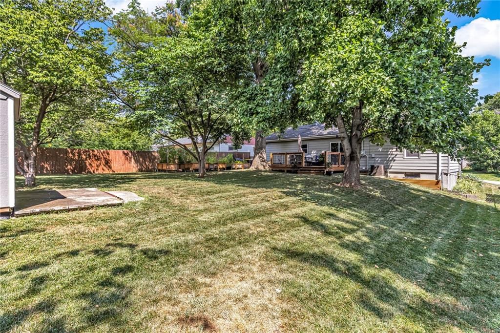 4617 NE 47th Street — photo 17