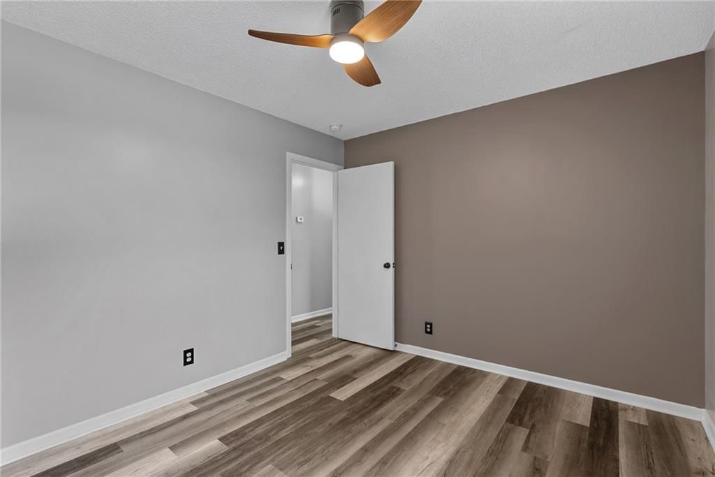 1361 S Hunter Drive — photo 26
