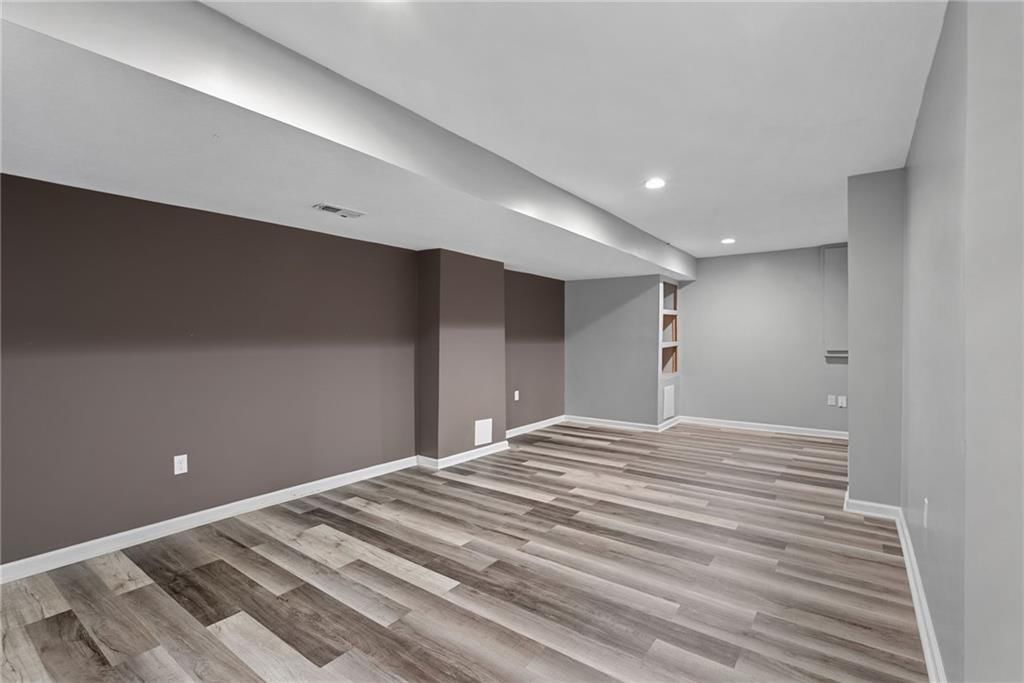 1361 S Hunter Drive — photo 33
