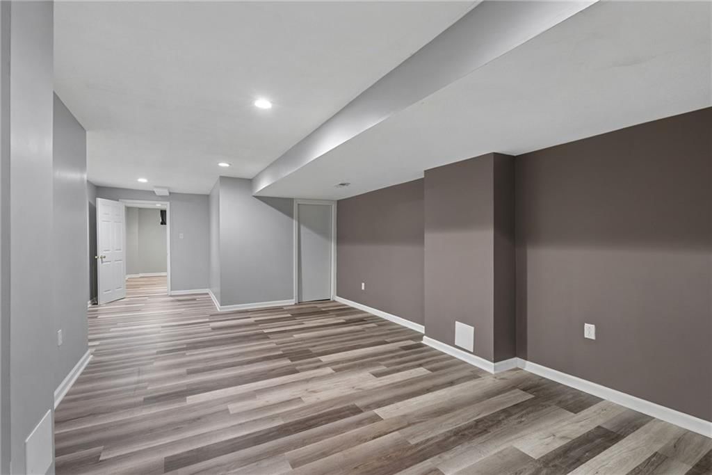 1361 S Hunter Drive — photo 34