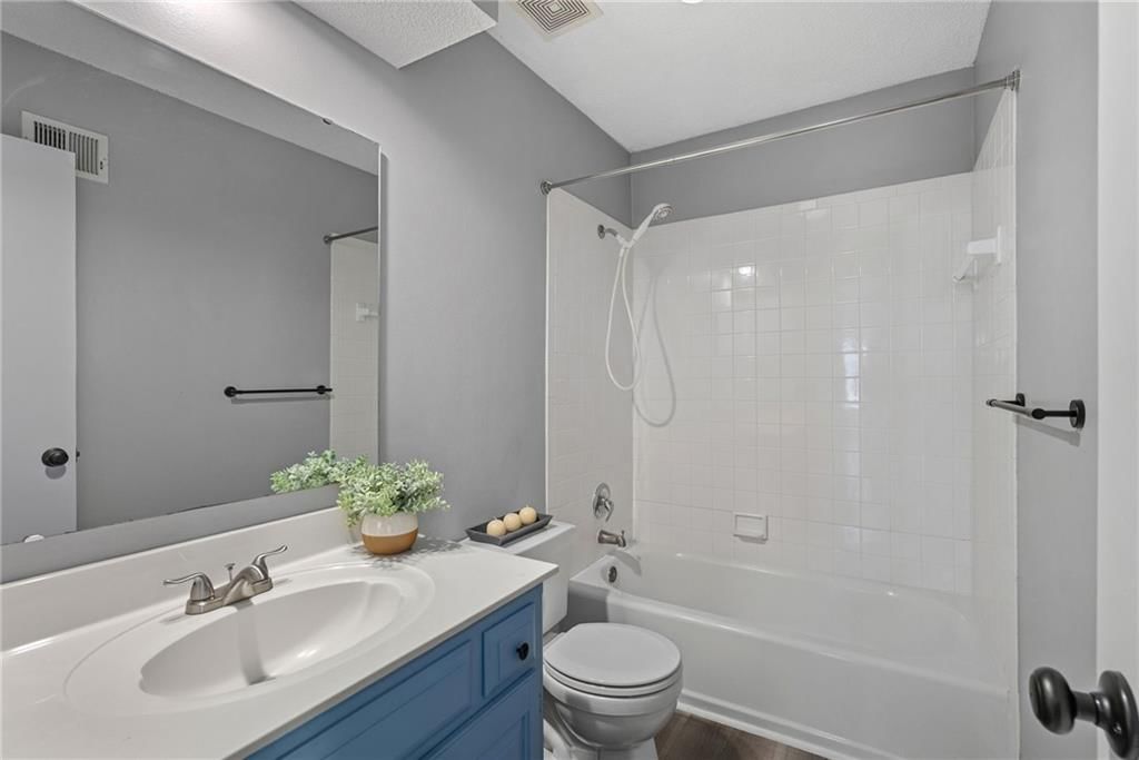 1361 S Hunter Drive — photo 36