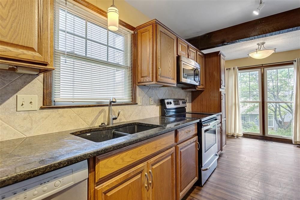 7219 MASTIN Street — photo 12