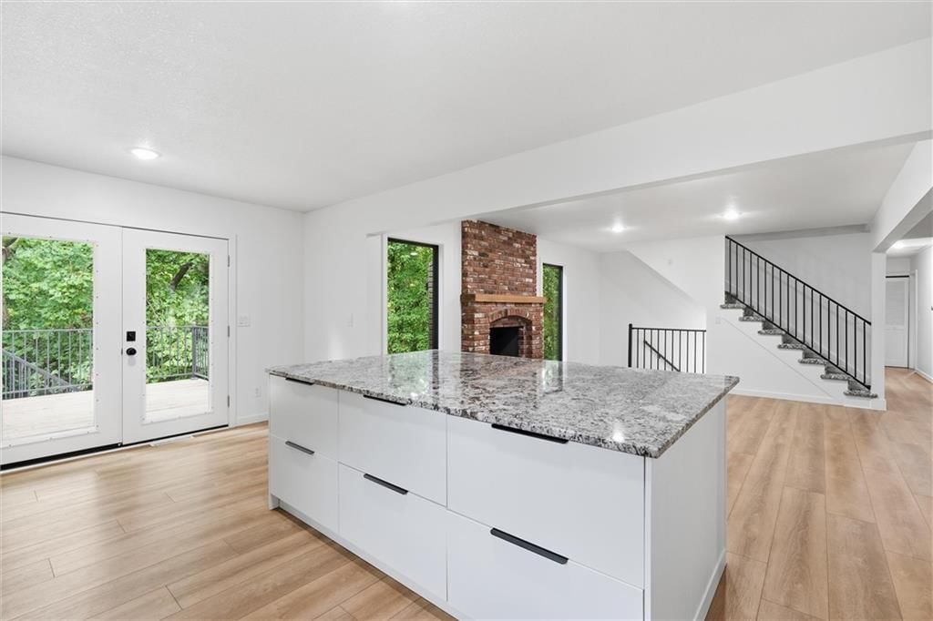4606 NW 83rd Street — photo 5
