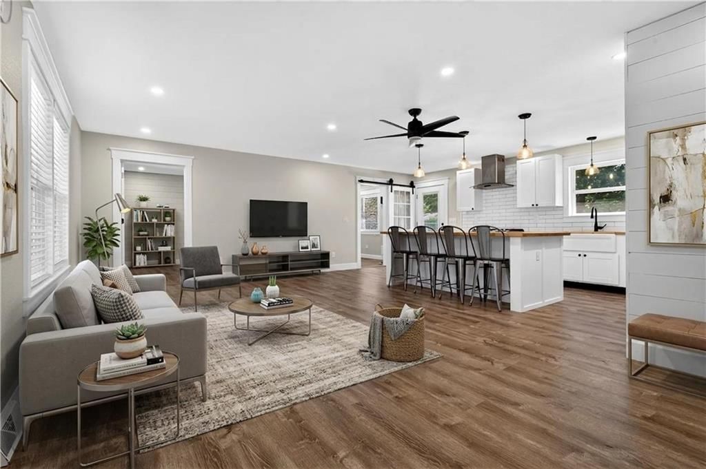 1811 Richards Road — photo 9