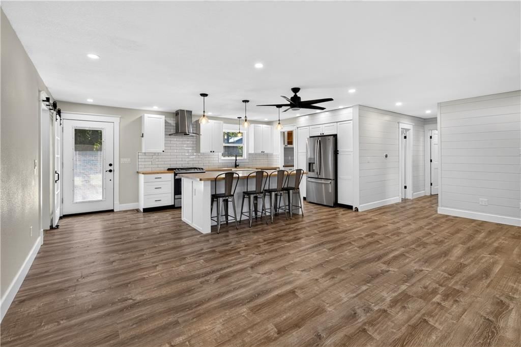 1811 Richards Road — photo 12