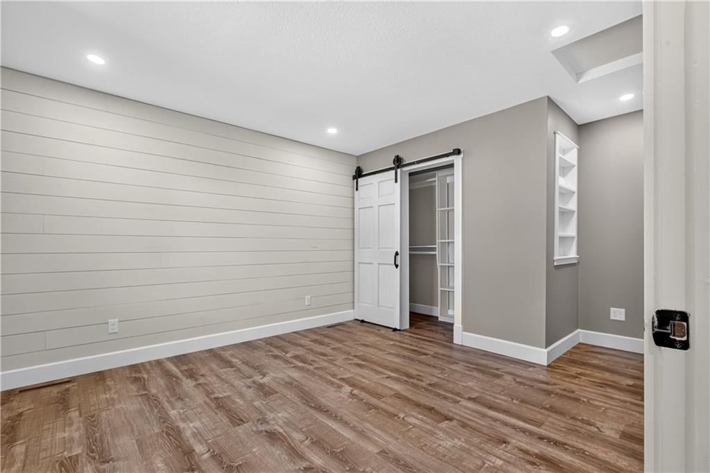 1811 Richards Road — photo 31