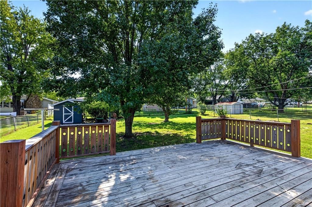 1811 Richards Road — photo 39