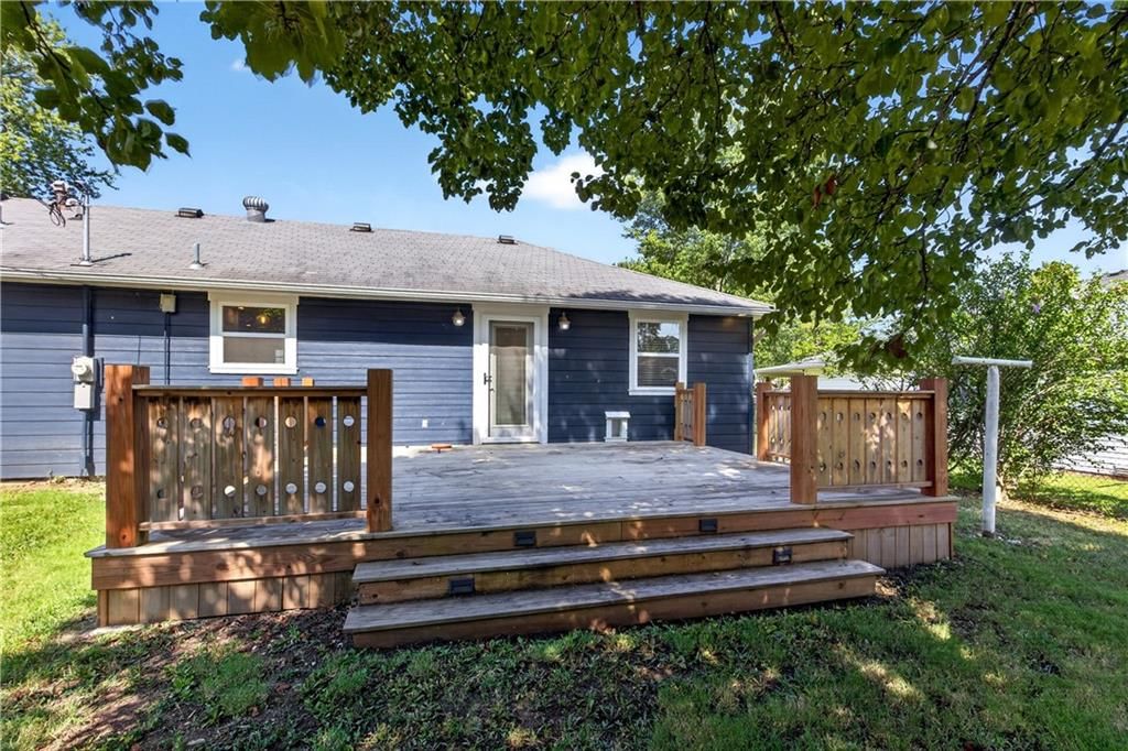 1811 Richards Road — photo 41