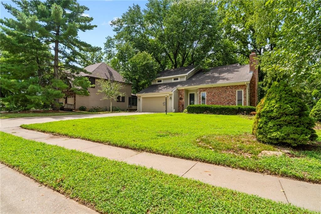 3144 Lakeview Circle — photo 3