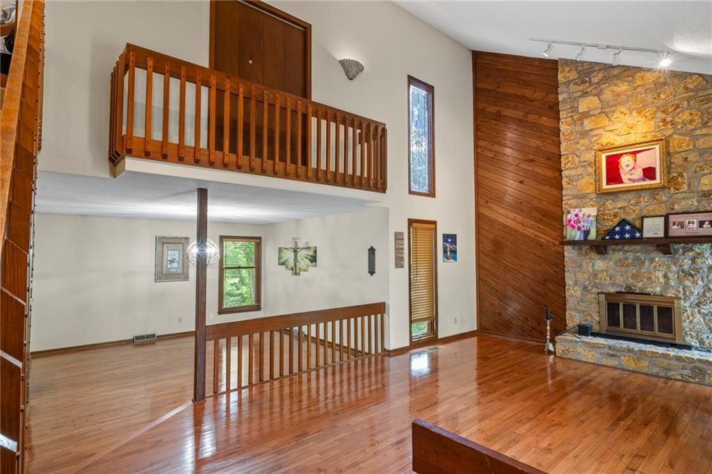 3144 Lakeview Circle — photo 5