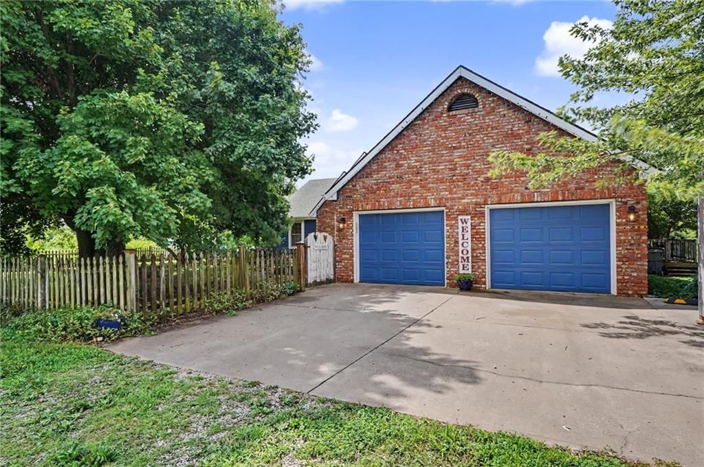 18329 Northwind Drive — photo 2