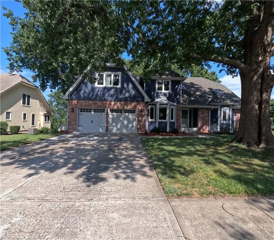4401 NE Hoit Drive — photo 1