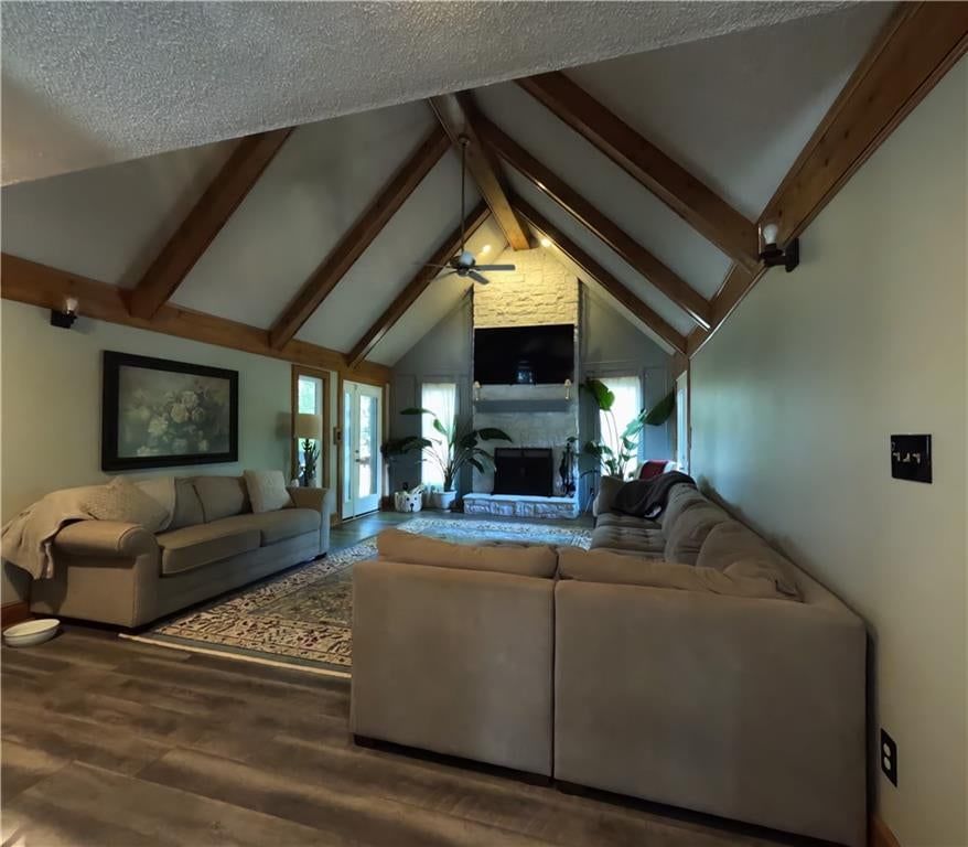 4401 NE Hoit Drive — photo 5