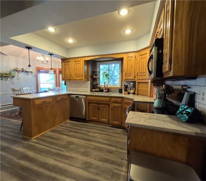 4401 NE Hoit Drive — photo 7