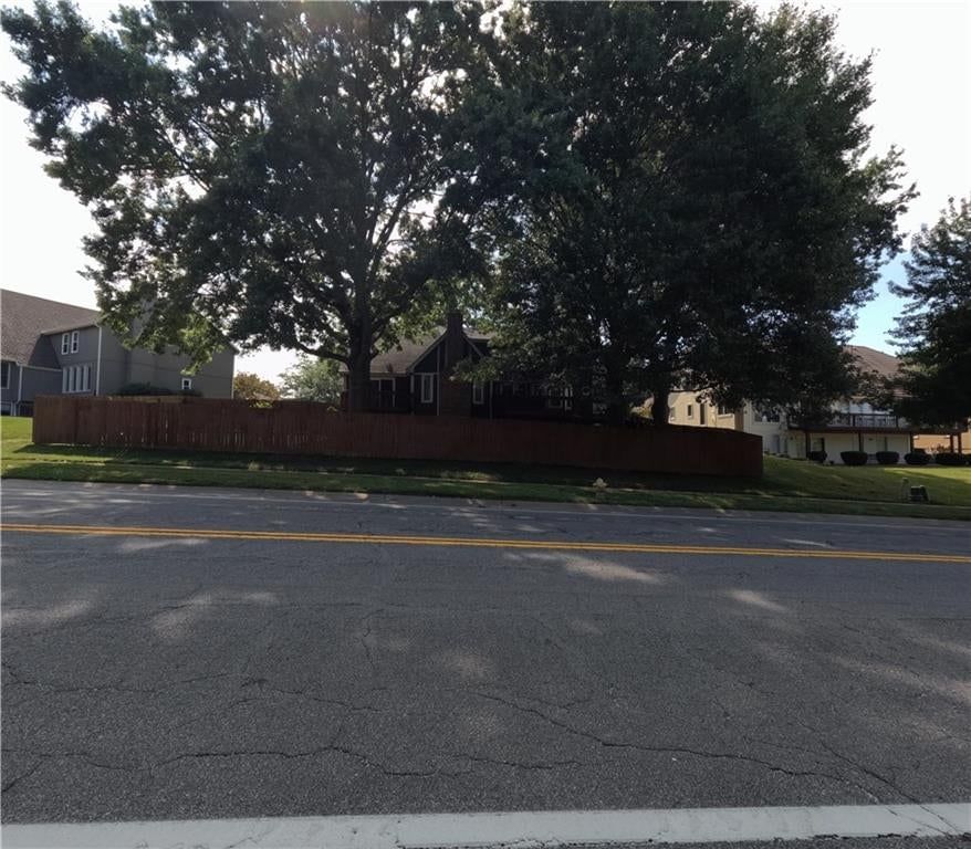 4401 NE Hoit Drive — photo 10