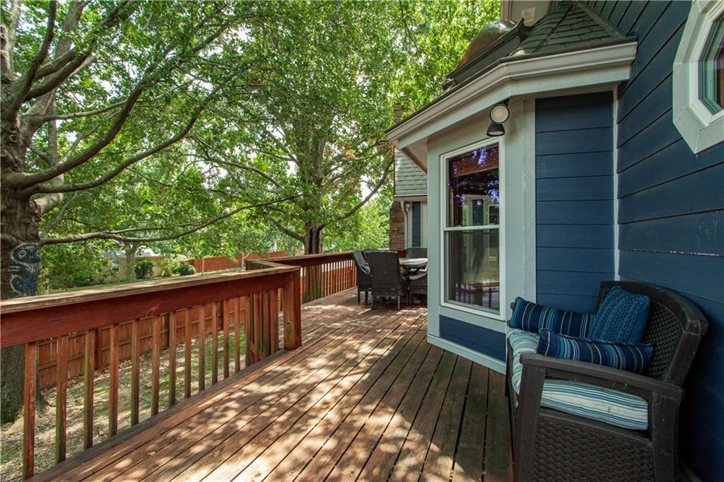 4401 NE Hoit Drive — photo 12