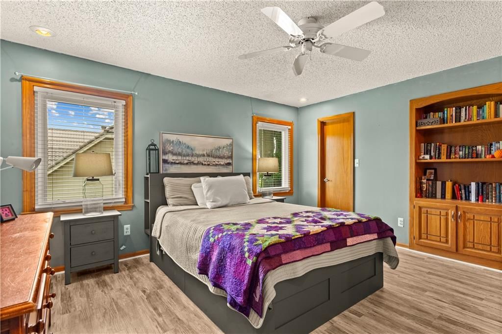 4401 NE Hoit Drive — photo 41