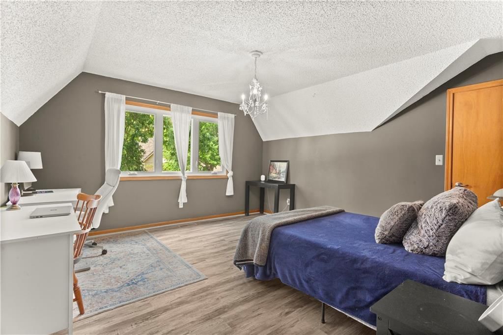 4401 NE Hoit Drive — photo 45