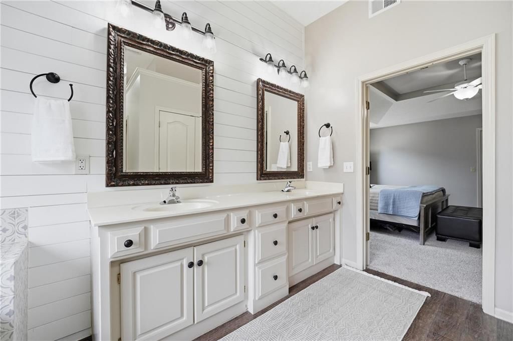 5120 W 158th Street — photo 38
