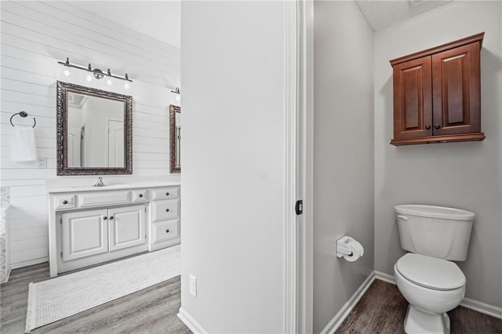 5120 W 158th Street — photo 42