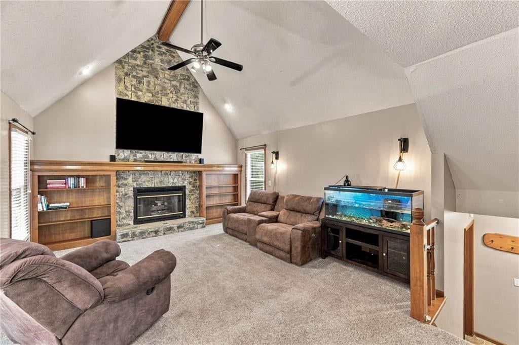 947 E Oakview Street — photo 8