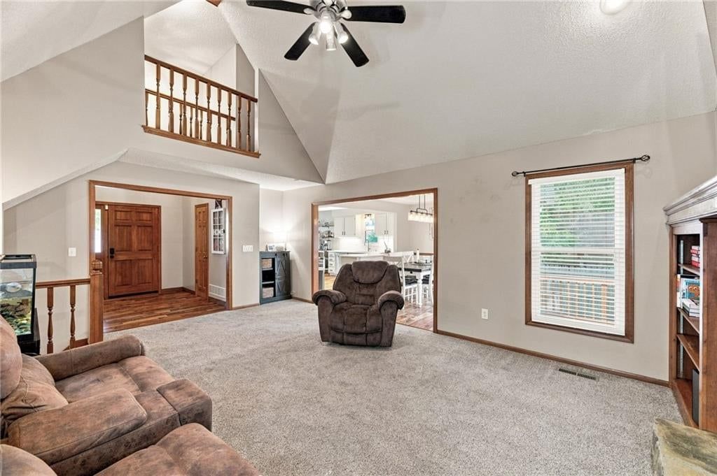 947 E Oakview Street — photo 11
