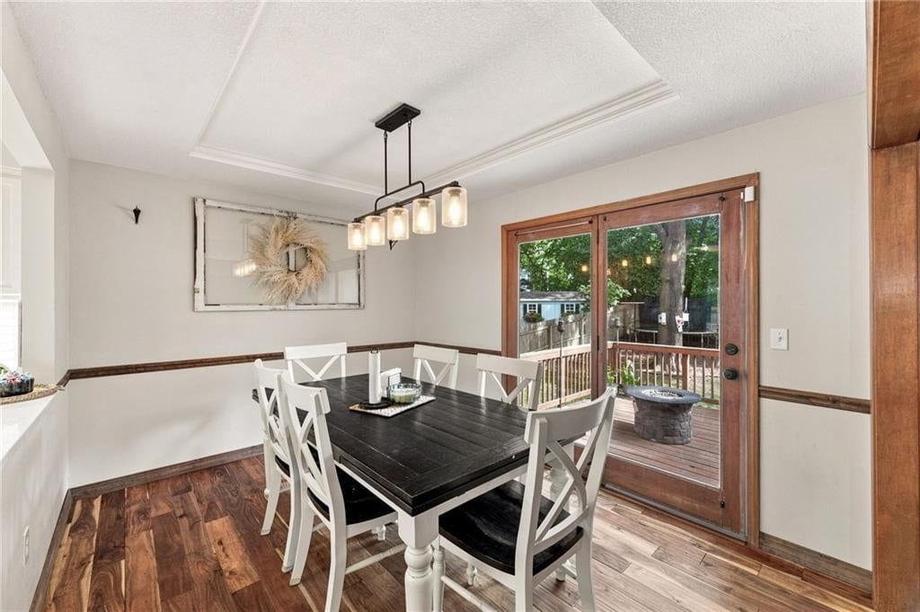 947 E Oakview Street — photo 16