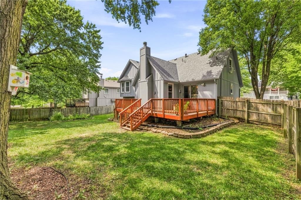 947 E Oakview Street — photo 46