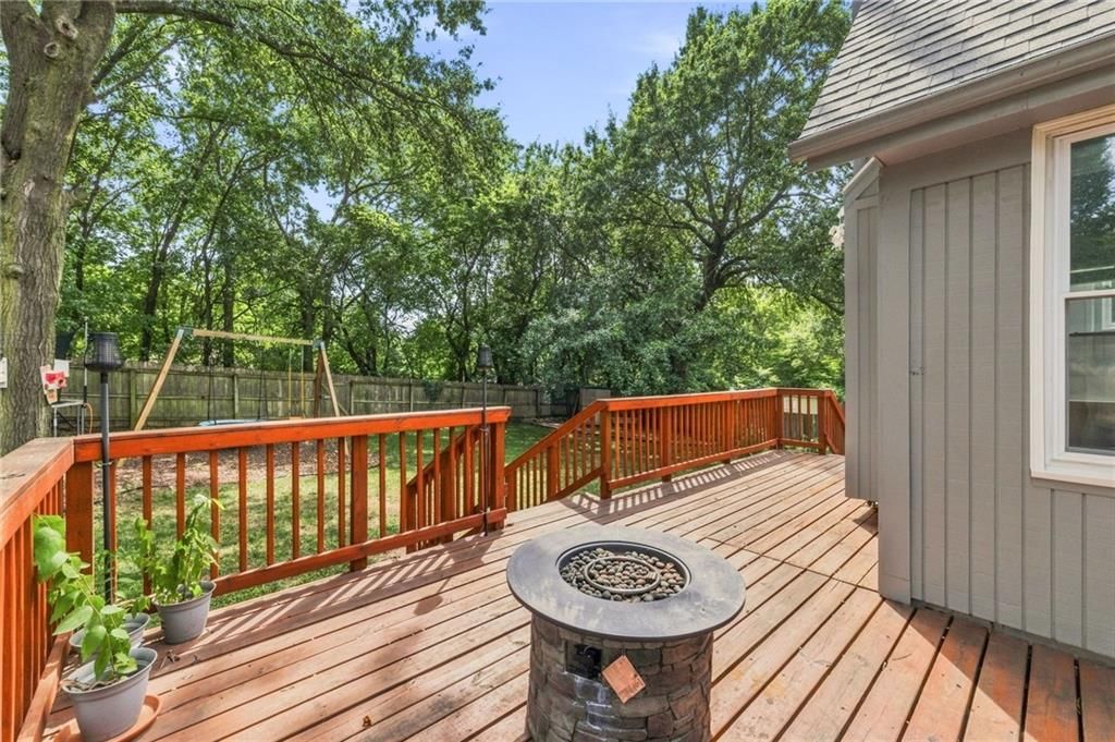947 E Oakview Street — photo 47