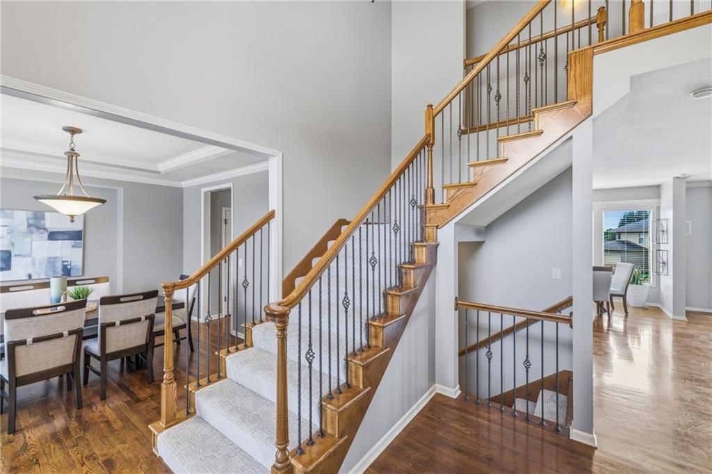 2221 SW Hawk View Road — photo 4