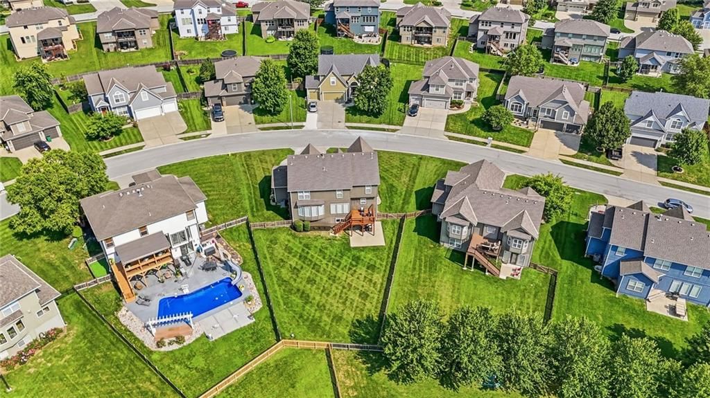 2221 SW Hawk View Road — photo 16