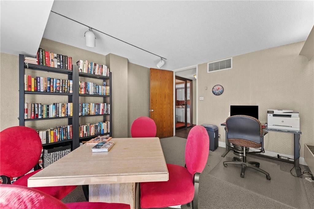 2525 Main Street — photo 40