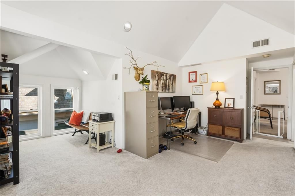 415 Benton Boulevard — photo 47