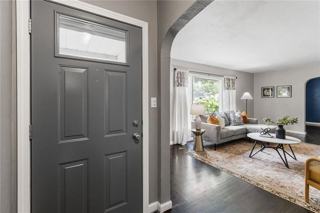 5627 Russell Street — photo 6