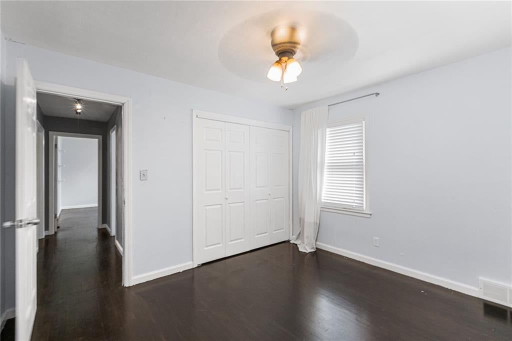 5627 Russell Street — photo 22