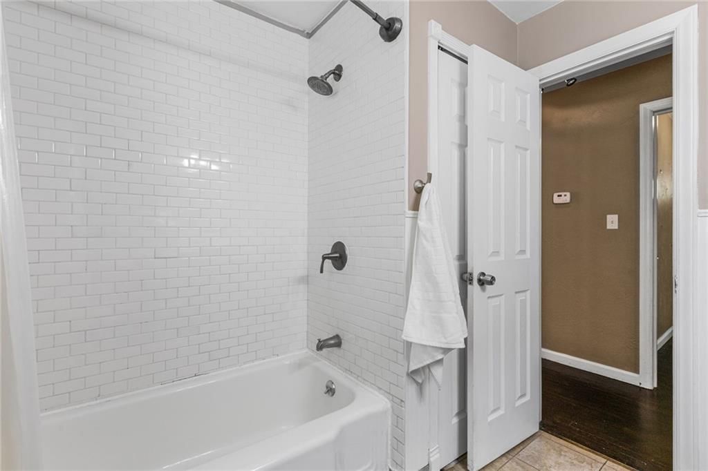 5627 Russell Street — photo 24