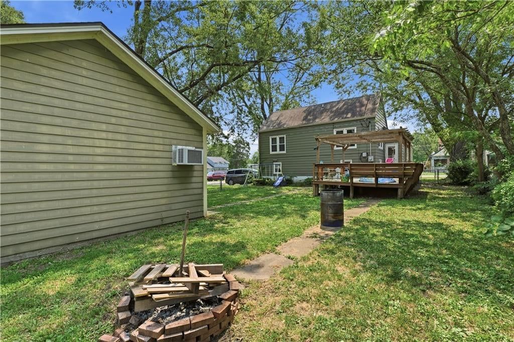500 W Mill Street — photo 24