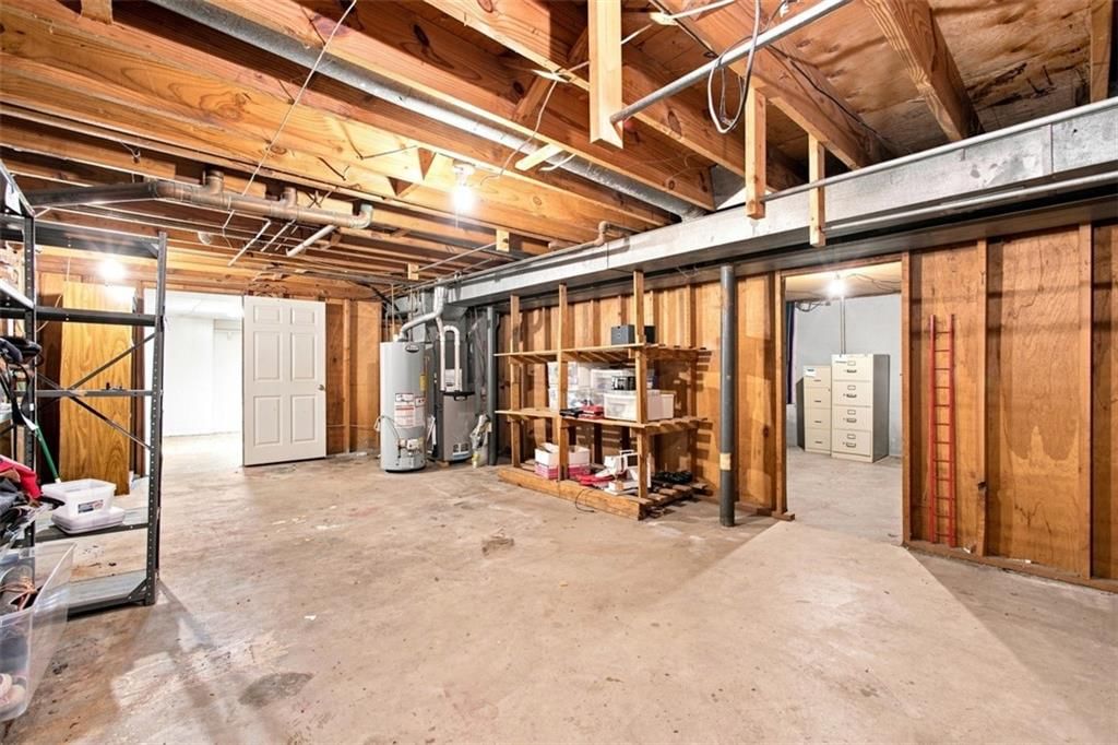 Photo 25 of 42 - 207 Augustus Drive, Excelsior Springs, MO 64024