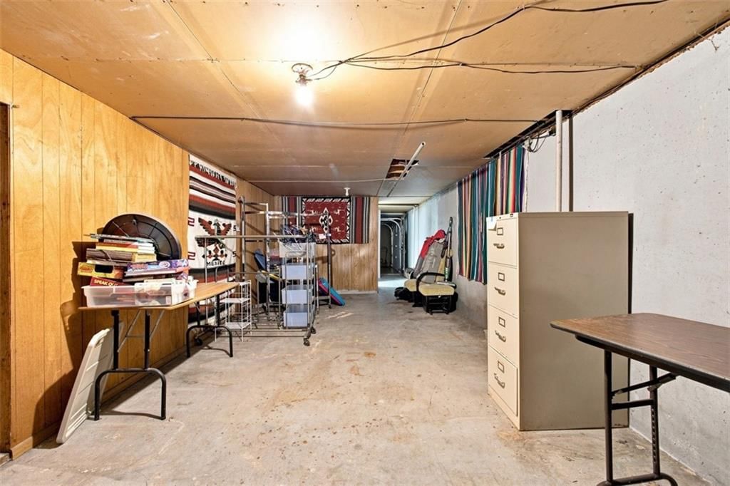Photo 26 of 42 - 207 Augustus Drive, Excelsior Springs, MO 64024