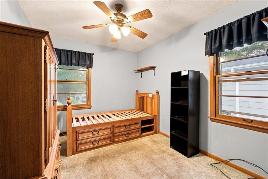 Photo 16 of 42 - 207 Augustus Drive, Excelsior Springs, MO 64024